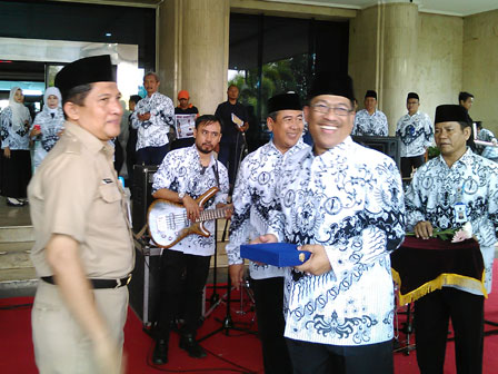 Pencarian PGRI Sumatera Selatan - Persatuan Guru Republik Indonesia Cabang Sumatera Selatan